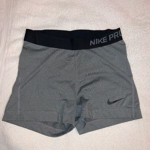BUNDLE OF 8 Nike Pro Shorts- Nike Pros Size M